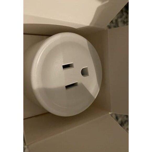 New Smart Plug, Works with Alexa Only, Simple Setup with One Voice Command - Picture 3 of 3